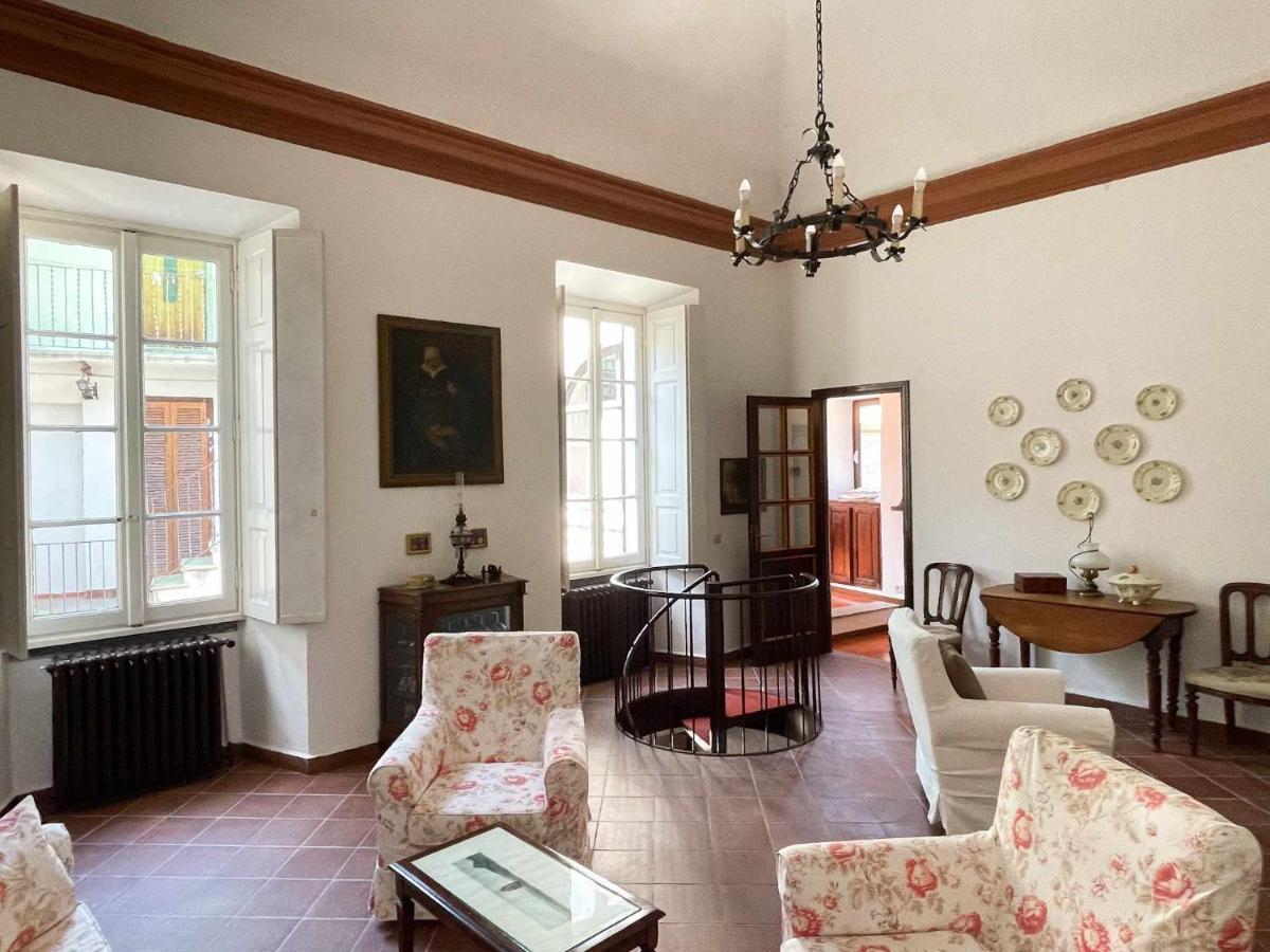 בלאג'יו Il Convento Ancient Apartment With Private Garden מראה חיצוני תמונה