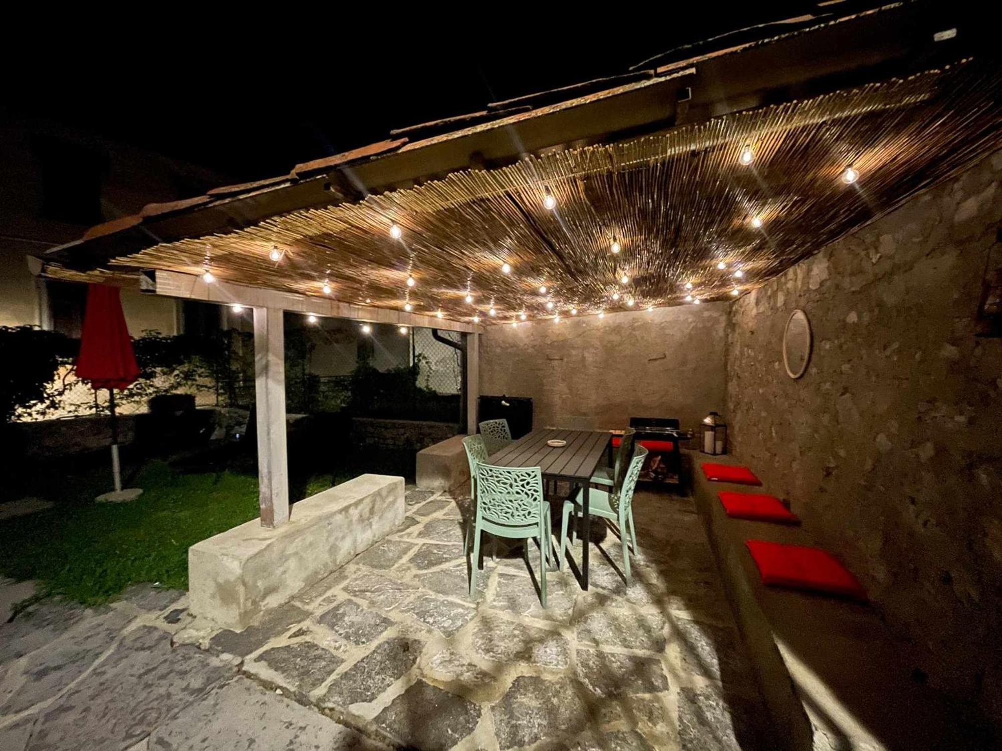 בלאג'יו Il Convento Ancient Apartment With Private Garden מראה חיצוני תמונה